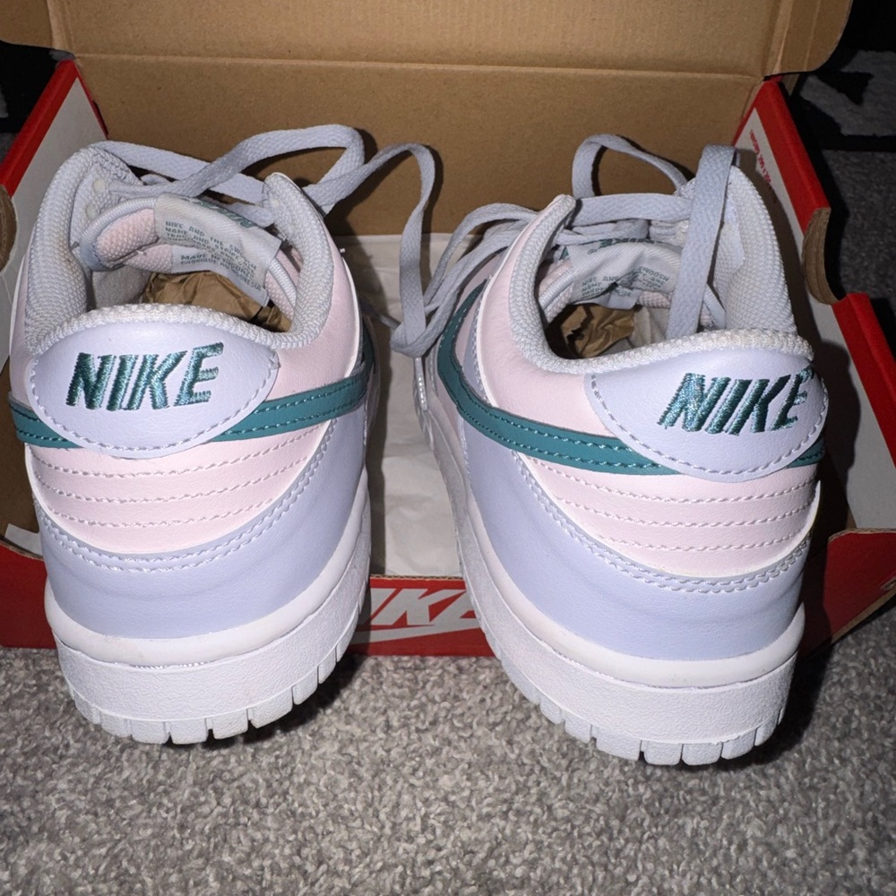 Nike Kids Sneakers - Pink and Blue - Picture 5 of 6
